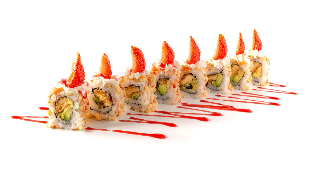 URAMAKI POLLO Y FRESA   /8PZS
