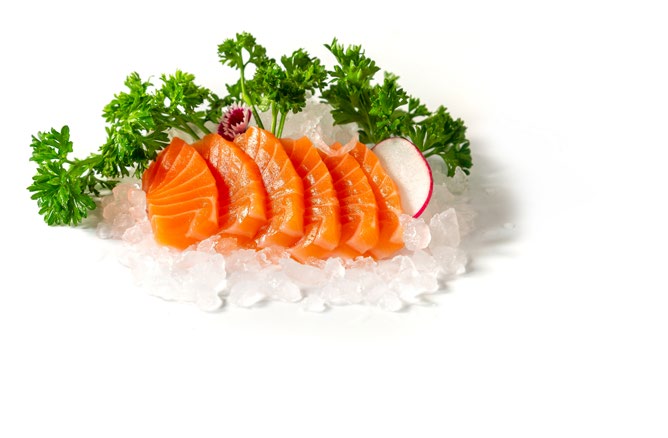 SASHIMI SALMON    /6PZS